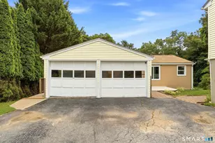 32 Cedar Ln, Montville, CT 06382 - Photo 10