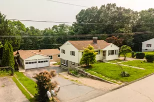 32 Cedar Ln, Montville, CT 06382 - Photo 4