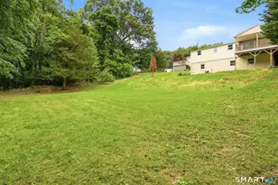 32 Cedar Ln, Montville, CT 06382 - Photo 8