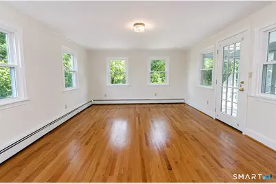 24 Sandhurst Drive, West Hartford, CT 06107 - Photo 8