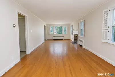 24 Sandhurst Drive, West Hartford, CT 06107 - Photo 6