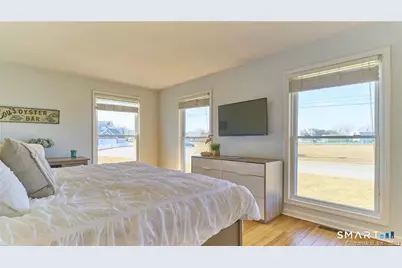 105 Sound Breeze Avenue, Groton, CT 06340 - Photo 12