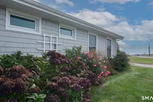105 Sound Breeze Ave, Groton, CT 06340 - Photo 22