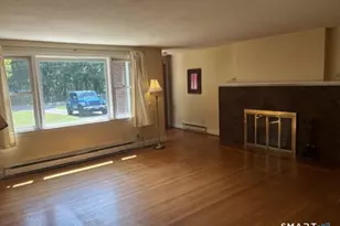 100 Oak Grove St, Manchester, CT 06040 - Photo 10
