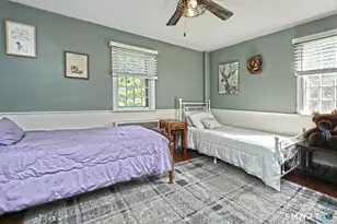 428 Peck Ln, Orange, CT 06477 - Photo 20
