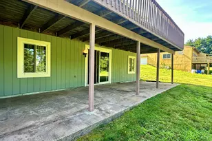 93 Woodland Ave, Bloomfield, CT 06002 - Photo 26
