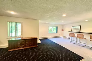93 Woodland Ave, Bloomfield, CT 06002 - Photo 16