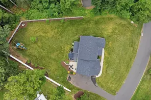 43 Oakridge Dr, Avon, CT 06001 - Photo 40