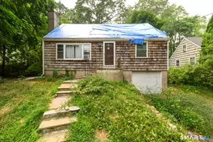 34 Deepwood Ln, Norwalk, CT 06854 - Photo 1