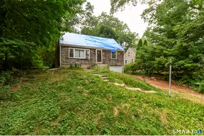 34 Deepwood Lane, Norwalk, CT 06854 - Photo 4