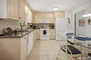 217 Echo Dr, Vernon, CT 06066 - Photo 6