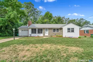 55 Wintergreen Dr, Waterford, CT 06385 - Photo 1