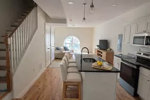 157 Green St, New London, CT 06320 - Photo 1