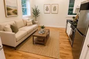 157 Green St, New London, CT 06320 - Photo 8