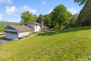 16 Indian Hill Rd, North Branford, CT 06472 - Photo 2