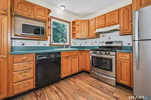 30 Adella St, Naugatuck, CT 06770 - Photo 12