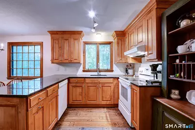 215 Needletree Lane, Glastonbury, CT 06033 - Photo 4