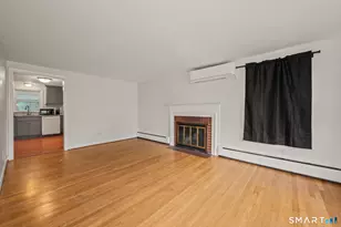 58 Jackson Ave, West Hartford, CT 06110 - Photo 2