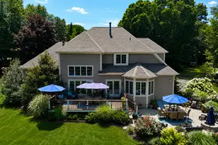 66 Nicole Dr, Glastonbury, CT 06073 - Photo 2