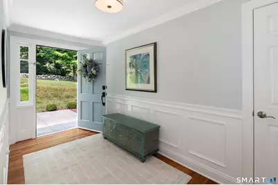 76 Comstock Hill Road, New Canaan, CT 06840 - Photo 4