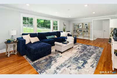 76 Comstock Hill Road, New Canaan, CT 06840 - Photo 8