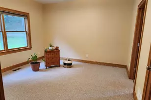 38 Emerald Glen Ln, Salem, CT 06420 - Photo 14
