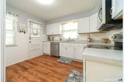 634 Bradley Street, East Haven, CT 06512 - Photo 18