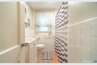 634 Bradley Street, East Haven, CT 06512 - Photo 10