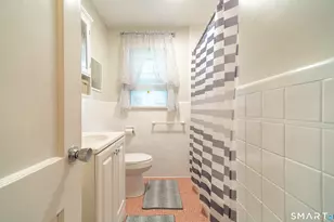 634 Bradley St, East Haven, CT 06512 - Photo 10