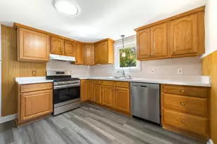 207 Nichols Dr, Waterbury, CT 06708 - Photo 6