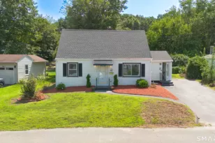 207 Nichols Dr, Waterbury, CT 06708 - Photo 22