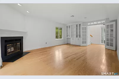 13 Glen Ridge #13, Wilton, CT 06897 - Photo 2