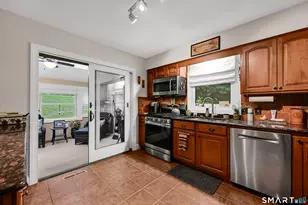 63 Byron Dr, Avon, CT 06001 - Photo 12
