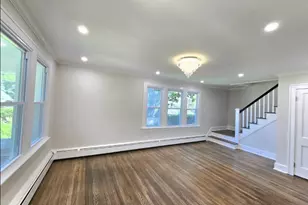 124 Woodbine St, Waterbury, CT 06705 - Photo 12