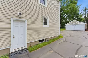 9 Carmel St, Hartford, CT 06106 - Photo 38
