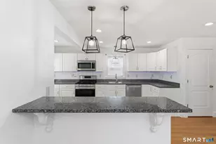 9 Carmel St, Hartford, CT 06106 - Photo 18
