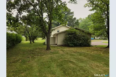 15 Russo Drive, Hamden, CT 06518 - Photo 14