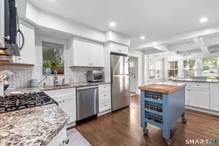 20 Bradley Ave, Branford, CT 06405 - Photo 2