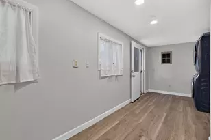 17 Grove St, New London, CT 06320 - Photo 34