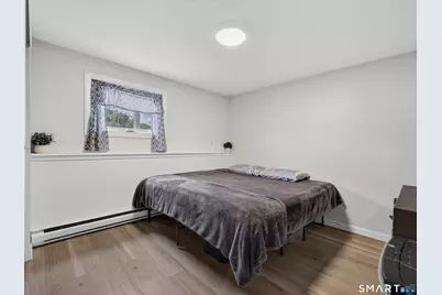17 Grove Street, New London, CT 06320 - Photo 24