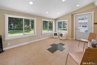 43 Deering Lane, Naugatuck, CT 06770 - Photo 20