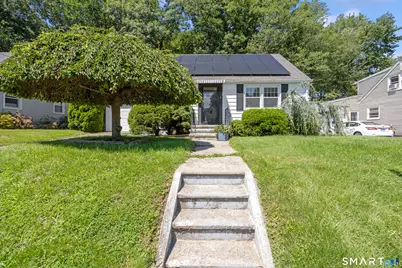 43 Deering Lane, Naugatuck, CT 06770 - Photo 1