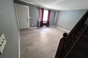 76 Sharon Rd, Waterbury, CT 06705 - Photo 2