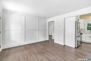 21 Meadow St, Milford, CT 06460 - Photo 10