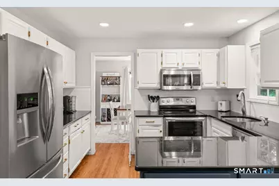 130 Alpine Drive, Newtown, CT 06482 - Photo 6