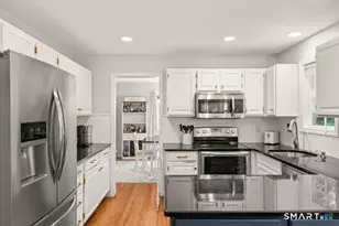 130 Alpine Dr, Newtown, CT 06482 - Photo 6