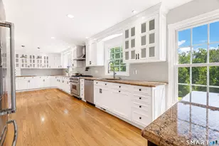 93 Flax Mill Rd, Branford, CT 06405 - Photo 12