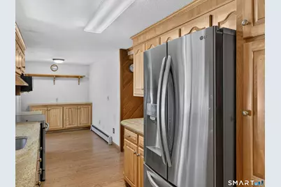 9 West Road, East Lyme, CT 06357 - Photo 12