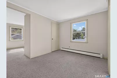 9 West Road, East Lyme, CT 06357 - Photo 18
