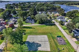 9 W Rd, East Lyme, CT 06357 - Photo 36